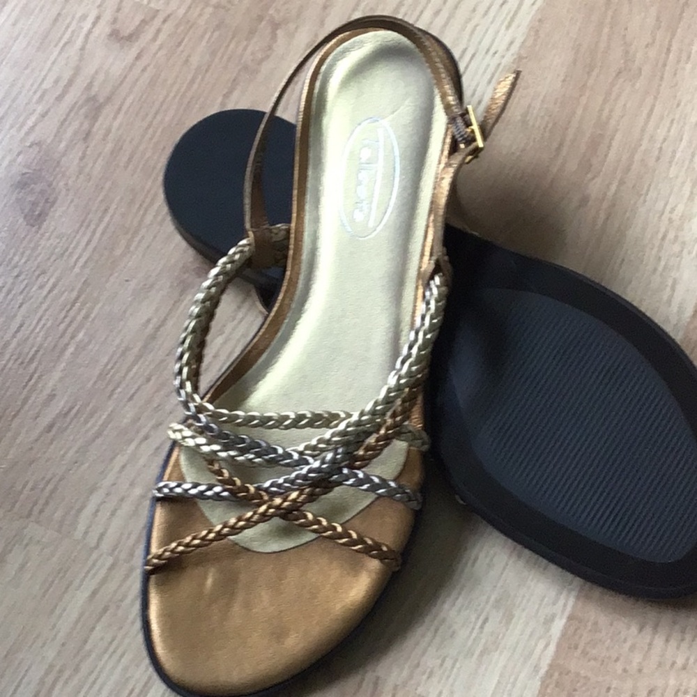 Talbots sandals; New. Size 7B, made in Brazil - Picture 3 of 4